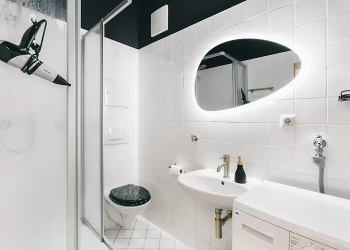 Homely Parken Wlan Kueche Altstadt-sbahn-dd, Elbufer Apartment